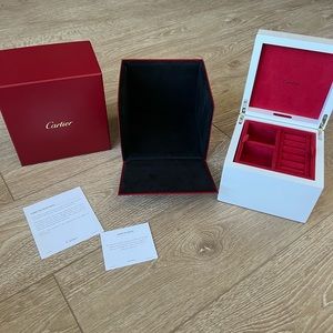 Cartier Jewelry Box ENTRELACÉS DE CARTIER JEWELRY BOX, MEDIUM MODEL